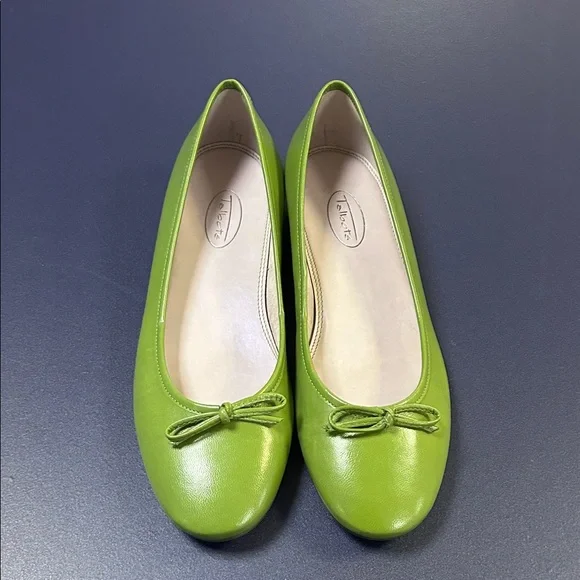 Talbots Lime Green Leather Ballet Flats - Picture 2 of 6